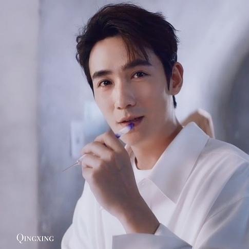 时间雕刻师|朱一龙呲着大板牙干什么呢？实现表情自由，时间雕刻师你值得拥有