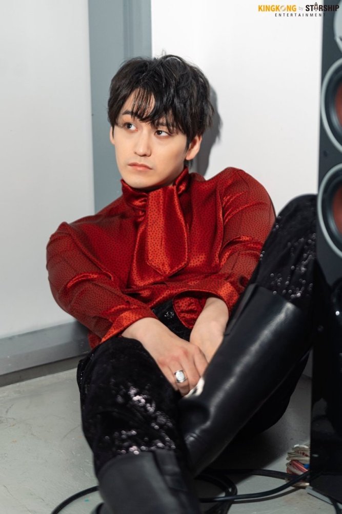 李栋旭|李栋旭《九尾狐传》打戏气场炸裂！网合成九尾狐诱惑照，帅得太致命