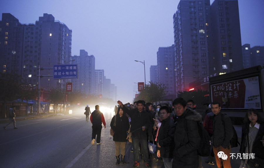 北京|年薪百万仍在北京留不住？看到北京的平均薪资后，多人选择沉默！