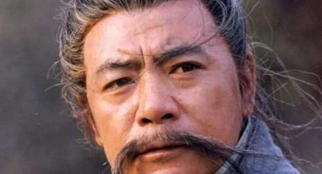 金庸|金庸《笑傲江湖》的两本续书，一本有名一本没名，凑合着看吧