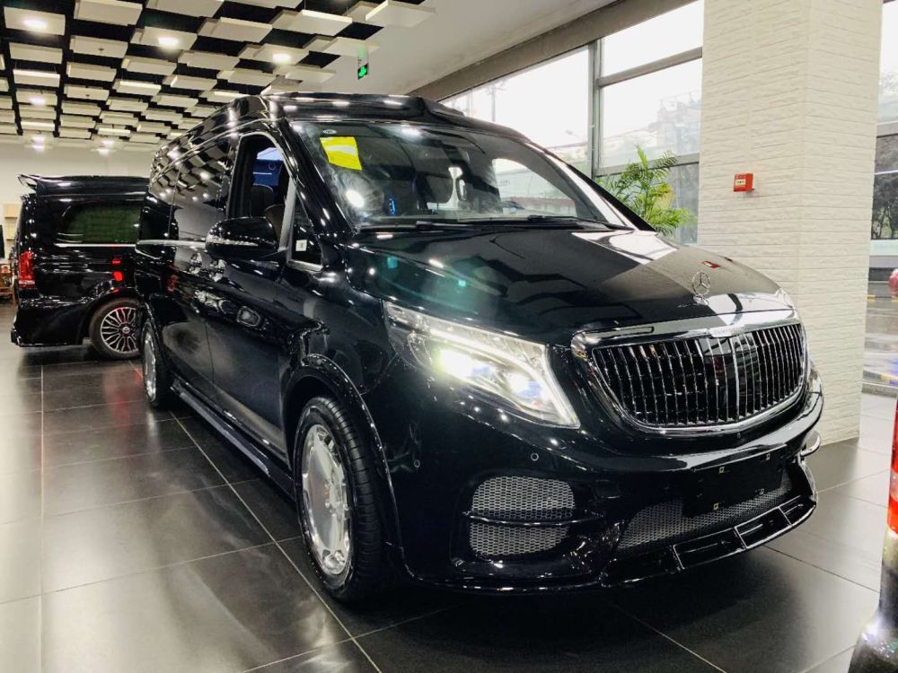 九月之际,奔驰迈巴赫vs900盛世祥云版,祝各位老板发大财