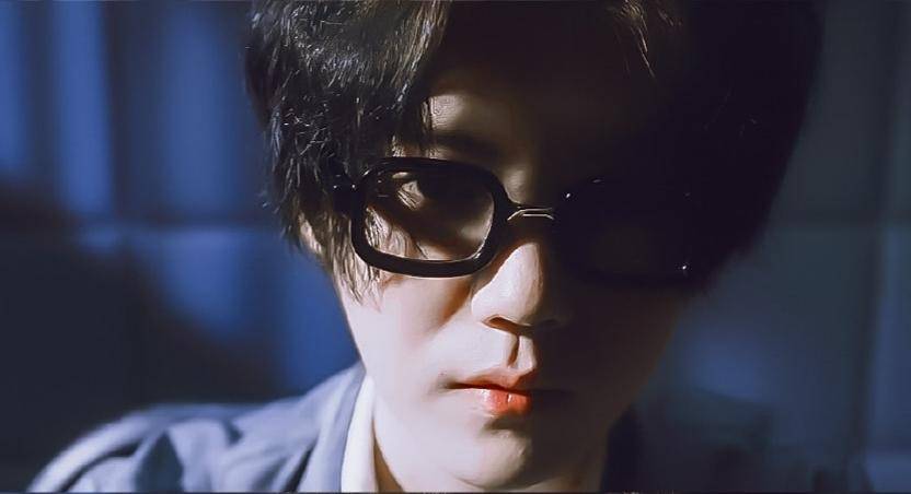 在劫难逃|《在劫难逃》首播，鹿晗王千源上演正邪battle，剧情被指故弄玄虚