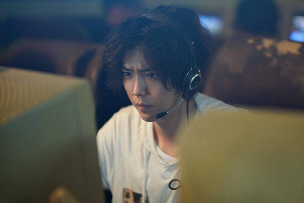在劫难逃|《在劫难逃》首播，鹿晗王千源上演正邪battle，剧情被指故弄玄虚