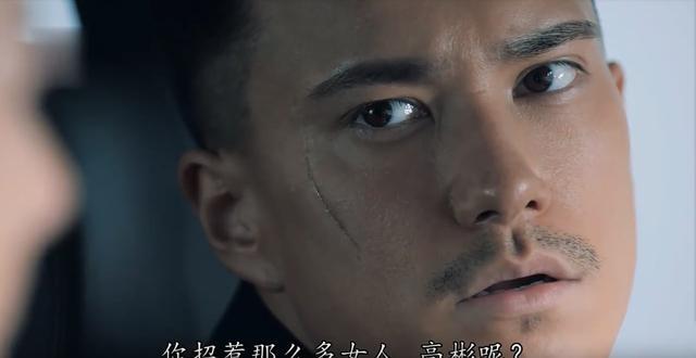 反黑路人甲|反黑路人甲：一个细节有隐喻，大BOSS蒋世龙在上演王子复仇记
