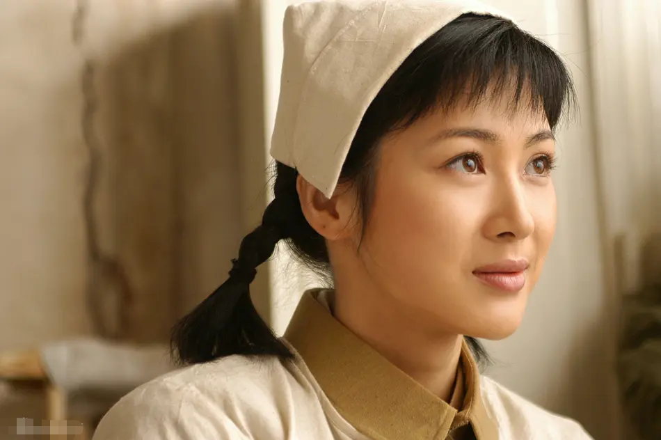 童蕾|30＋女演员无戏可拍？多重身份的童蕾，给出与众不同的答案