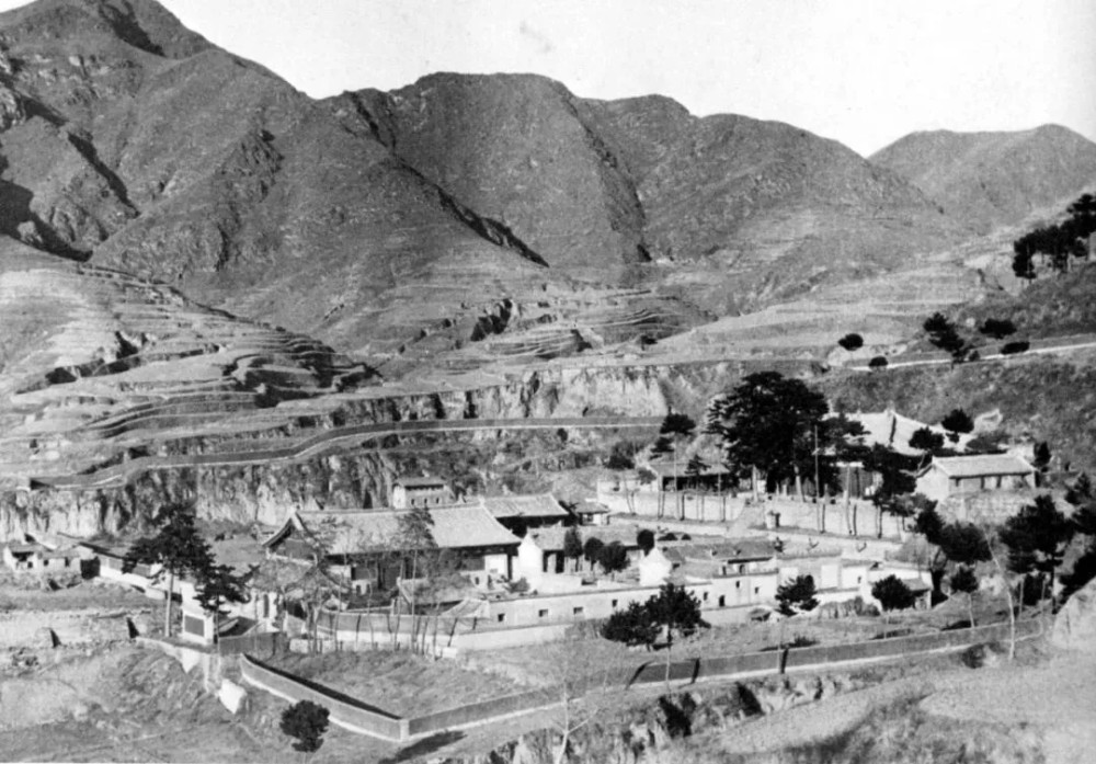 梁思成|时隔80年，梁思成大量建筑手稿曝光！网友：分分钟媲美电脑制图！