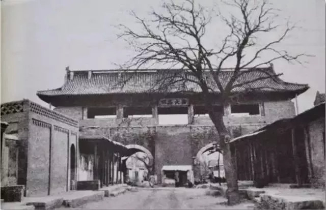 梁思成|时隔80年，梁思成大量建筑手稿曝光！网友：分分钟媲美电脑制图！