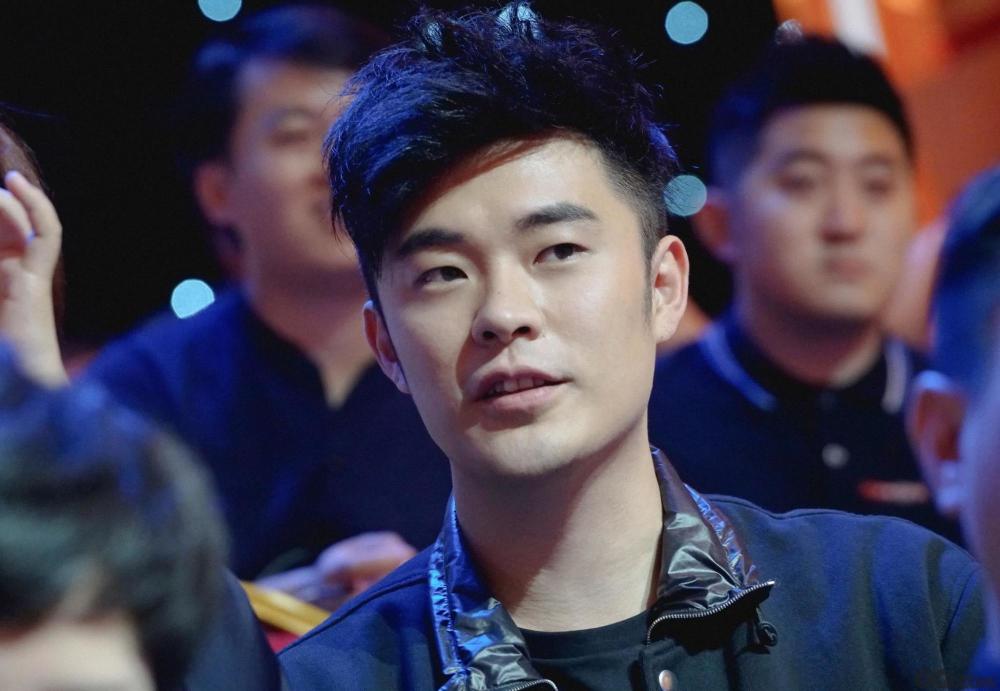 乘风破浪的姐姐|《浪姐》成团之夜嘉宾几乎全是男星，陈赫遭网友“抵制”