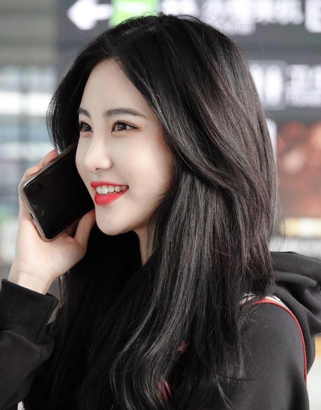 刘丁菡第8352期时尚潮流美图欣赏