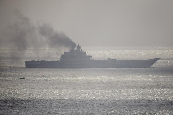 遼寧艦燒啥油俄羅斯航母是其姊妹艦為什麼開出去黑煙滾滾