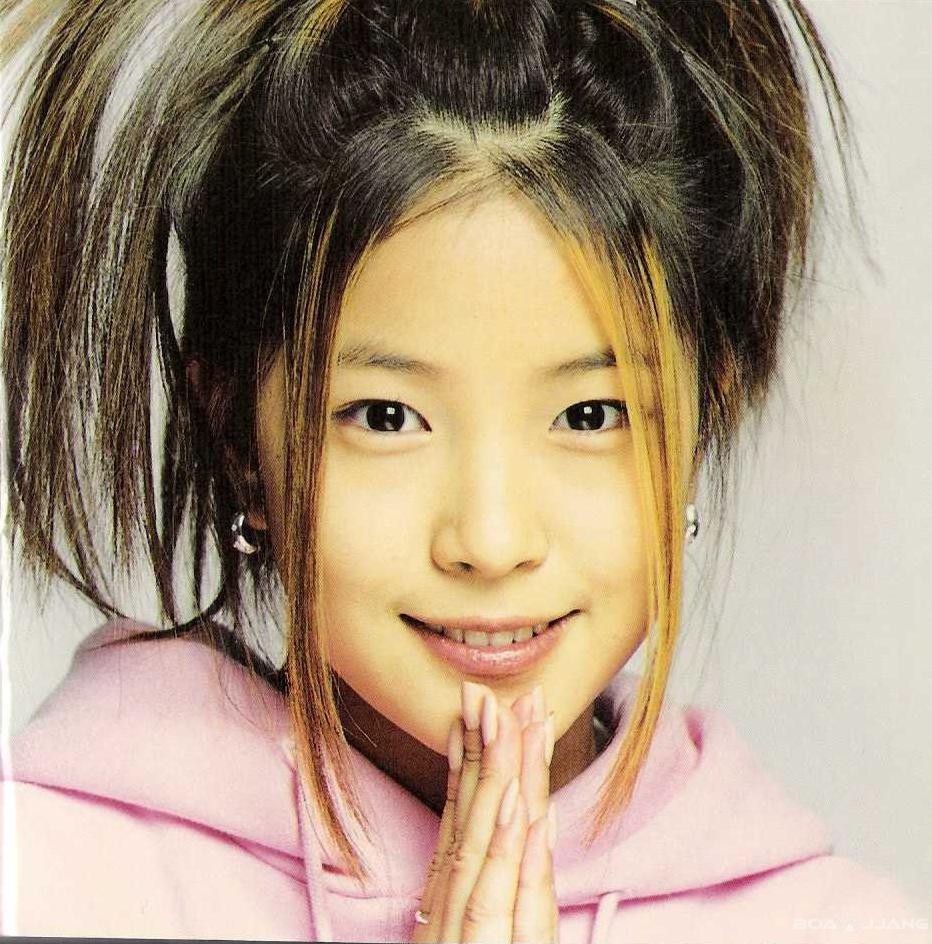 boa晒出二十年前老照片李秀满还很年轻金英敏也很帅气