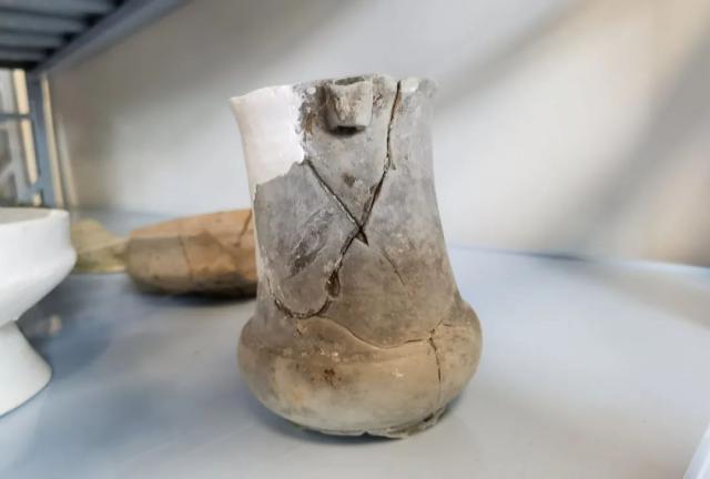 余新西|又发现一处，挖出不少稀罕物件！