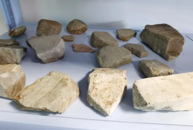 余新西|又发现一处，挖出不少稀罕物件！