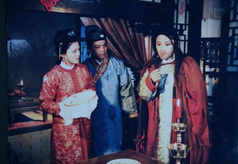 袭人|蒋玉菡知道袭人是谁，为啥还会娶袭人为妻？