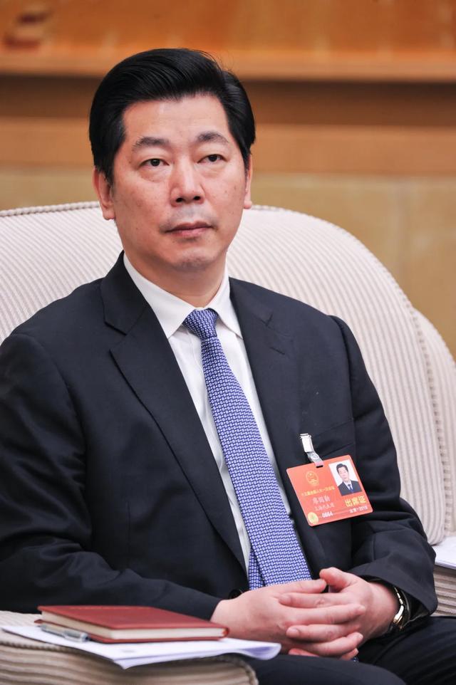 接受张国清因工作调动提出的辞去天津市市长职务的请求,任命廖国勋为