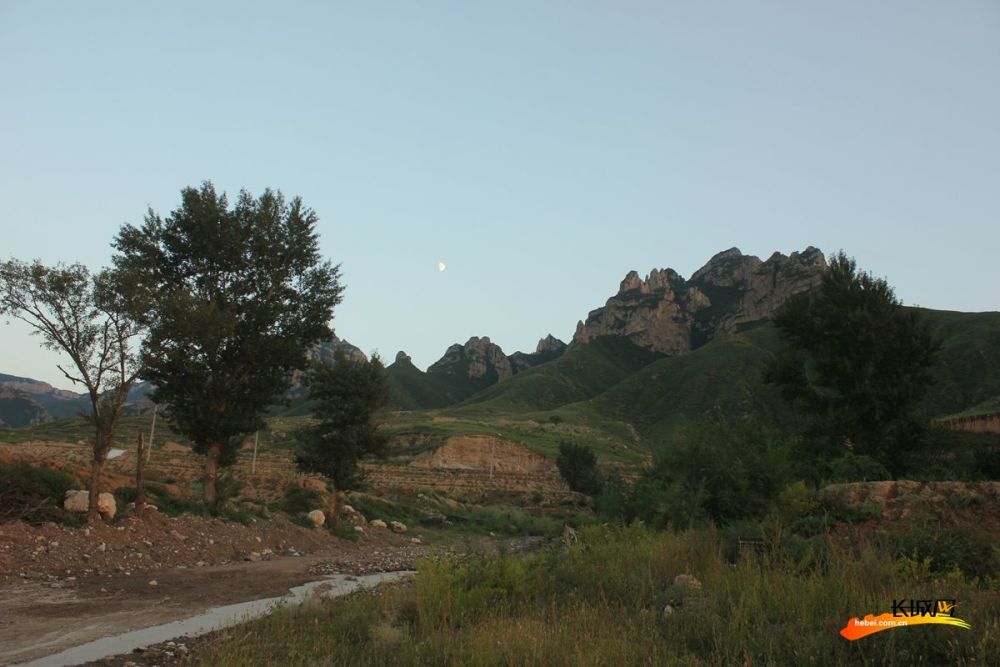 恒山脚下贫困村窑儿沟变了容颜