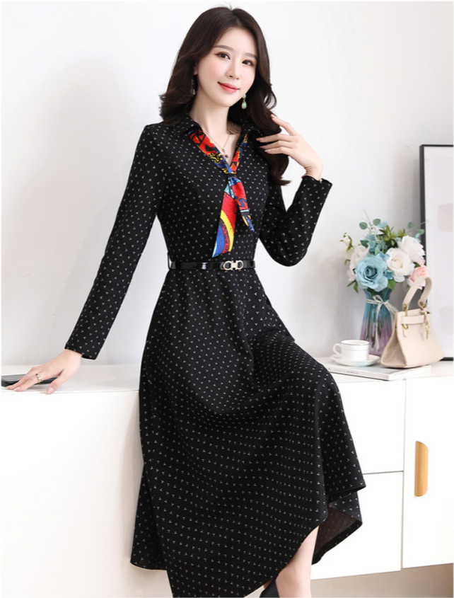 "过膝"秋裙终于出新款了,虽小贵,但一款比一款,显白嫩有气质