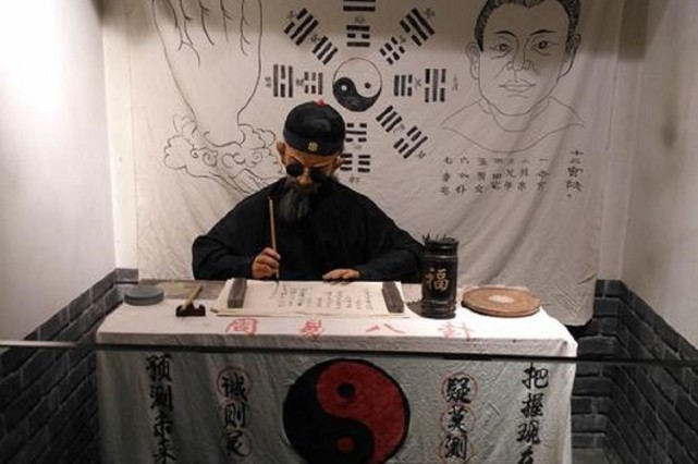 原来占卜预测还有这么分这么多种类选对类型少花冤枉钱