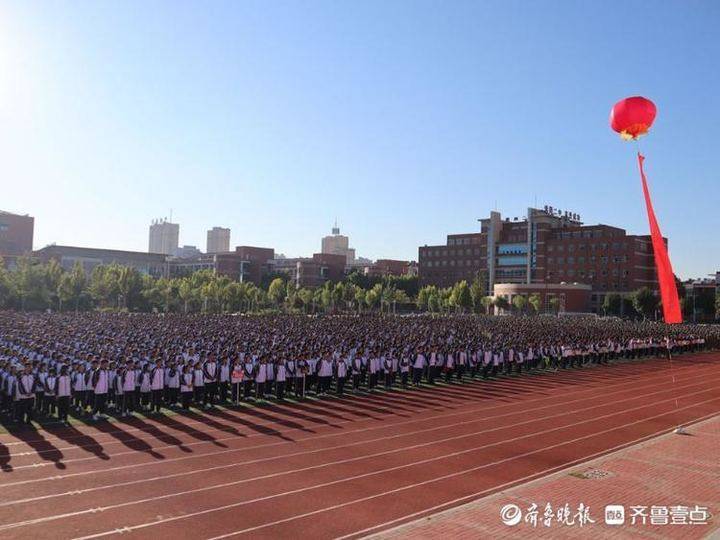 播种希望放飞梦想德州二中隆重举行开学典礼