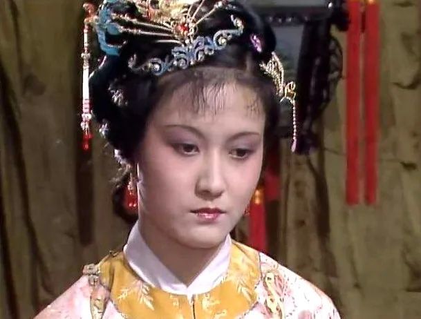 迎春娘|《红楼梦》：迎春娘在贾府是一个怎样的存在？