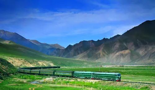 自9月5日起喀什至乌鲁木齐t9518/5次恢复开行.