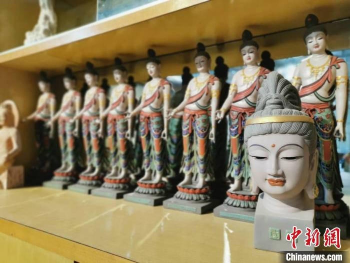 鲁勤学|八旬彩塑艺人原汁原味呈敦煌神韵：老师就是莫高窟