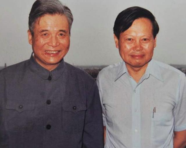 陈省身|陈省身到底有多厉害？爱因斯坦找他合作，他直接说：走开点