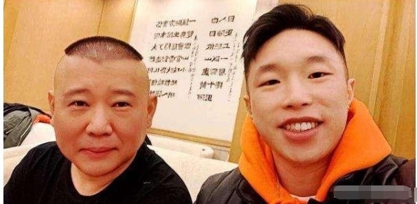 曹云金|烧饼回忆曹云金退社风波哭了，含泪求师父原谅：十年前是家庭变故