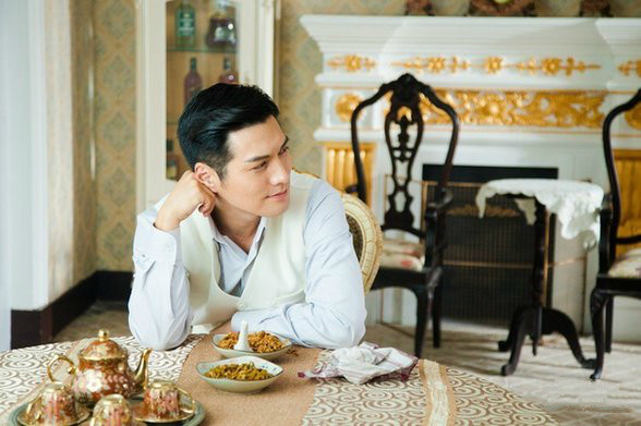 严屹宽浪子回头首播开局就是逼李念穿泳装堪称烂剧典范