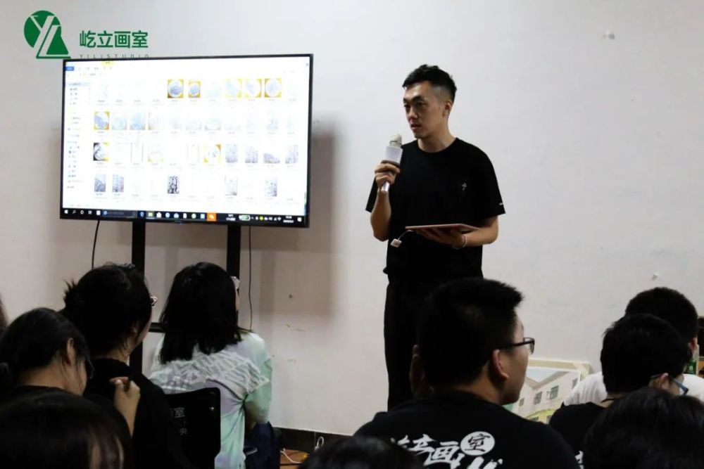 清华美院|再出发，愿每一个你们都笑魇如花！