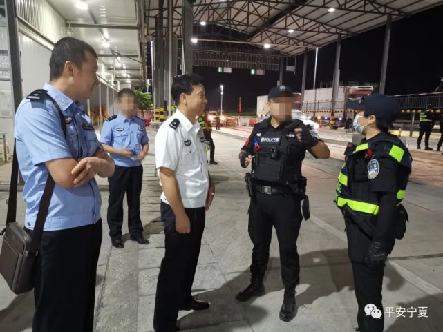 马占文赴墨江慰问宁夏参战队员