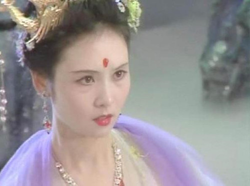 邱佩宁|一生只演一角色，弃演从商成女强人，捐6000万建学校，却少有人知
