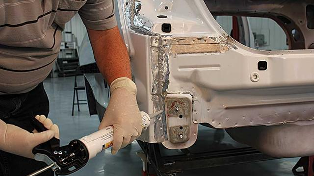 为什么车身很多地方都有密封胶