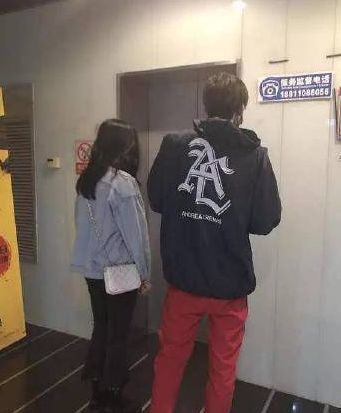 邓超元|娱乐圈的异性越亲密，越是友情？