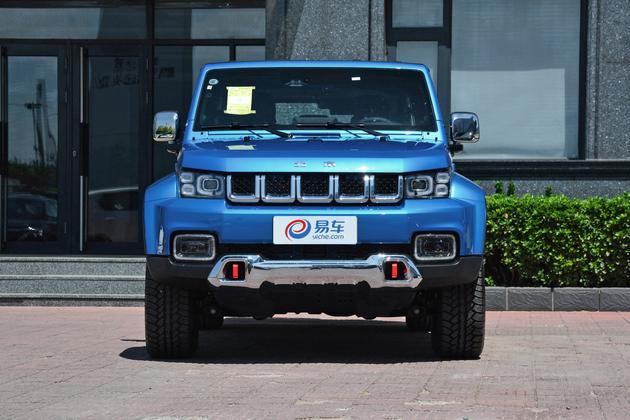 北京bj40|终于火了！月薪8千买这车？北京BJ40 vs INSPIRE