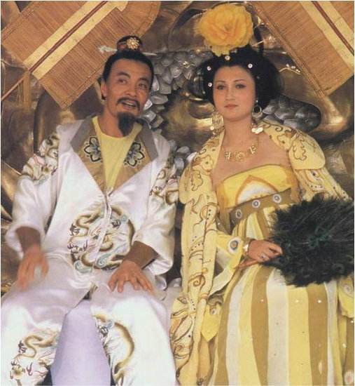 大唐的黄昏安禄山过生日唐玄宗杨贵妃明送豪礼暗送江山