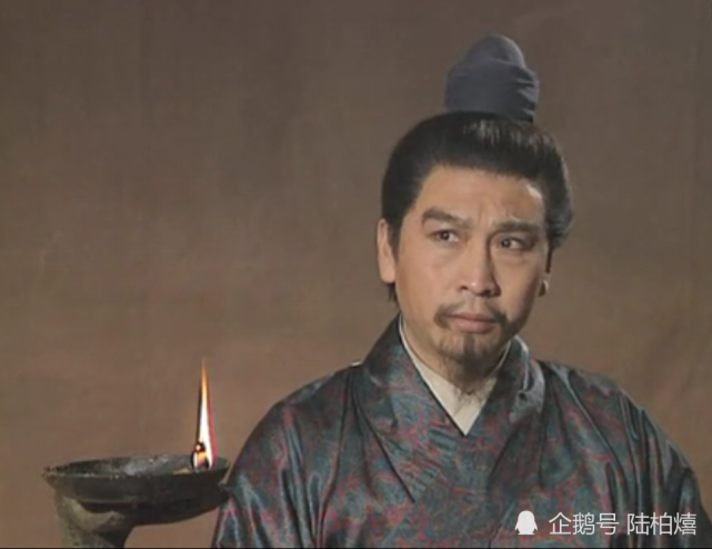 董卓本人没有什么能耐,从三国演义中看到,董卓始终都是其谋士李儒一直