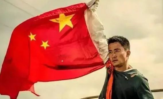 战狼2|传因临时加价被吴京换掉，错过战狼2，她终凭《八佰》为自己正名