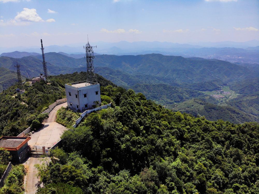 广宁石马顶图片图片