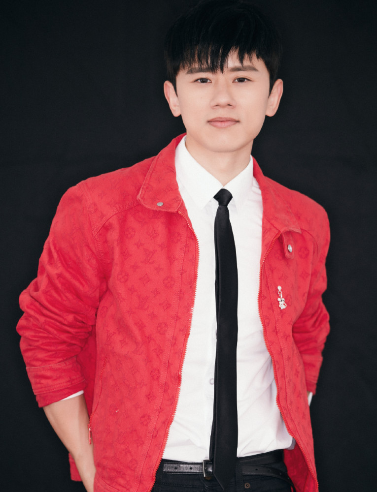 央视中秋晚会嘉宾阵容官宣按姓氏笔画排序李宇春却排在孙楠江疏影前面