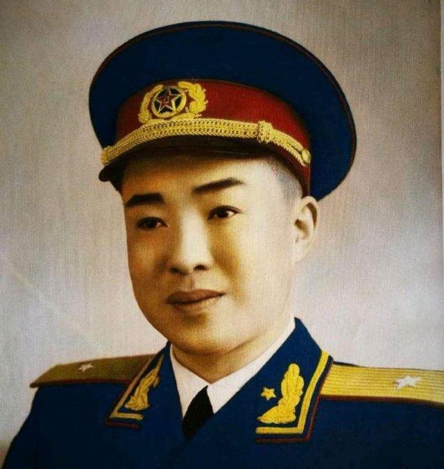 部队政委陈江南图片