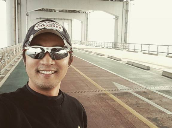 48岁安在旭近况曝光其妻已怀二胎一代韩流鼻祖成了超级奶爸