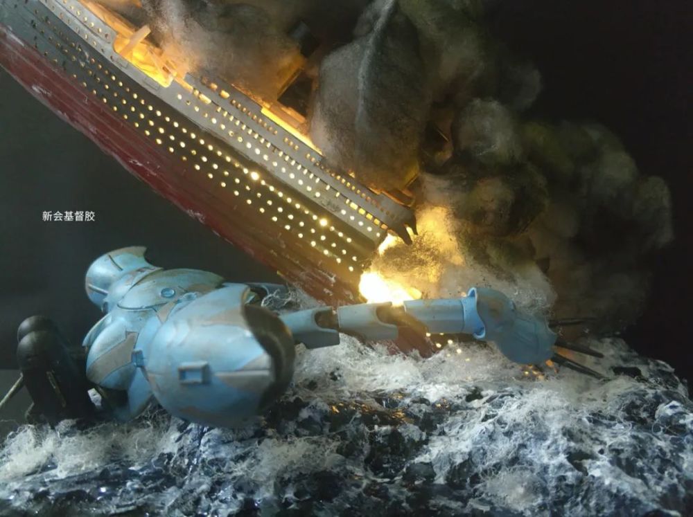 这辈子最"幸运"的一张船票,泰坦尼克号并没有撞冰山!