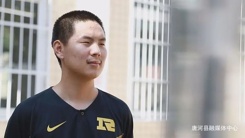 唐河品学兼优学生张康尔 胸怀梦想砥砺前行 腾讯新闻