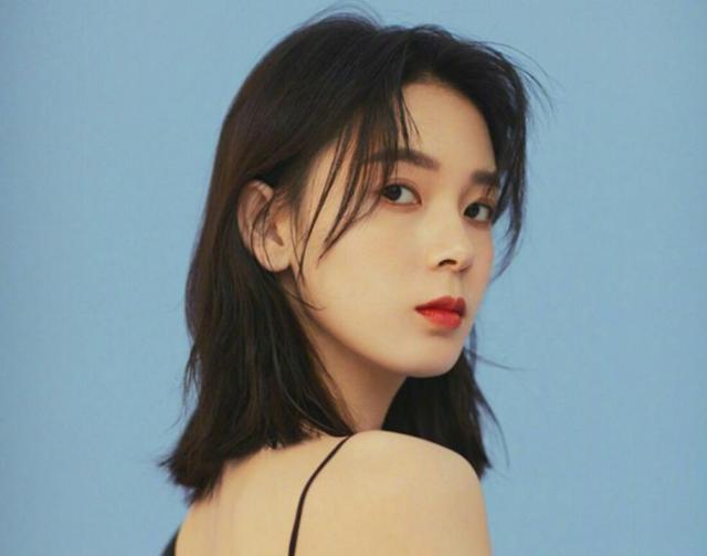 陈瑶|唐人对陈瑶太偏心，新剧搭档粉丝不到一万男主，上杂志被嘲糊花