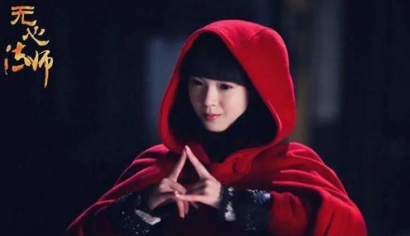 陈瑶|唐人对陈瑶太偏心，新剧搭档粉丝不到一万男主，上杂志被嘲糊花