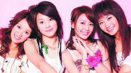 陈乔恩|陈乔恩闺蜜现状唏嘘，嫁大12岁丑男，中年为生子亲手扎20针