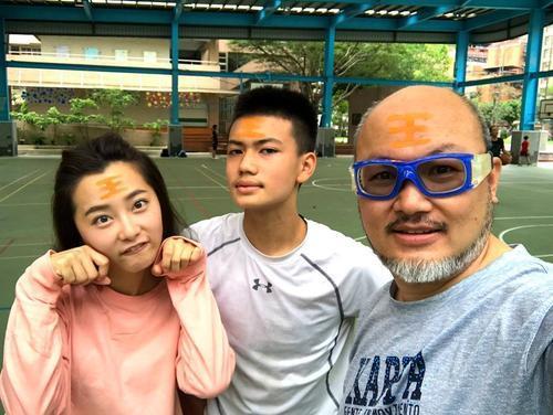 陈乔恩|陈乔恩闺蜜现状唏嘘，嫁大12岁丑男，中年为生子亲手扎20针