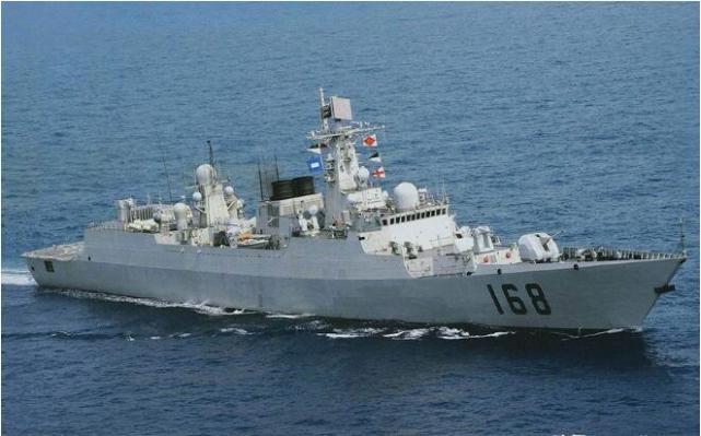 052d,055驱逐舰批量建造,我军052b驱逐舰该咋办?降级成护卫舰