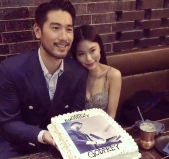 高以翔|Bella23岁生日晒与高以翔罕见合照，想要彻底走出悲伤真的好难